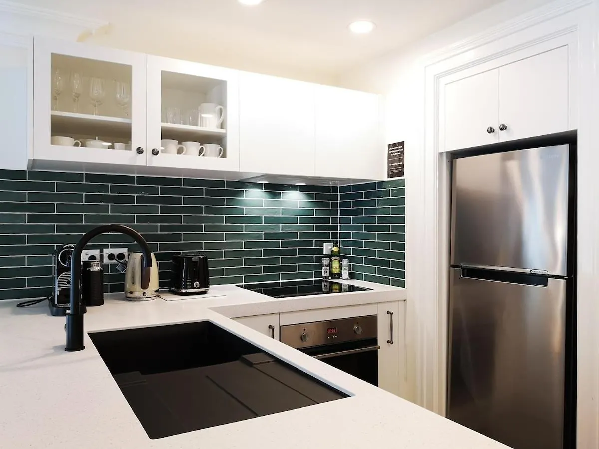 Stylish City Apartment Fireplace & Free Parking Wellington